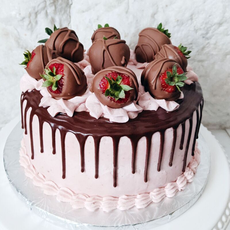 Fruit Chocolate Cake | Chocolate Drip Cake – Liliyum Patisserie & Cafe